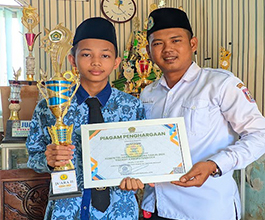 Juara 1 Kimia Kompetisi Sains Madrasah Tingkat Kab/Kota